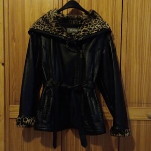 WILSON LEATHER COAT SIZE LARGE